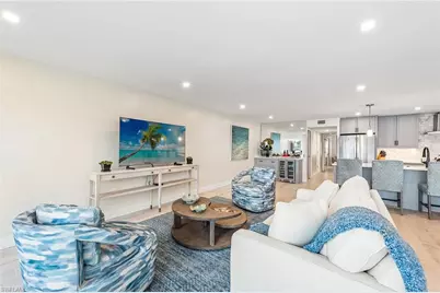 2850 Gulf Shore Blvd N #102, Naples, FL 34103 - Photo 5