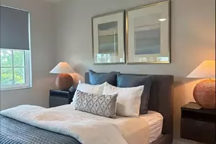 365 5th Ave S, Naples, FL 34102 - Photo 21