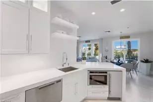 365 5th Ave S, Naples, FL 34102 - Photo 5