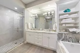 410 Flagship Dr, Naples, FL 34108 - Photo 19