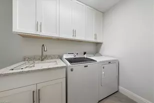 410 Flagship Dr, Naples, FL 34108 - Photo 29