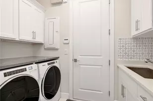 9257 Cayman Dr, Naples, FL 34114 - Photo 39