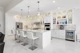 9257 Cayman Dr, Naples, FL 34114 - Photo 13