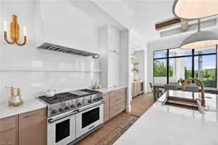 720 Hull Ct, Marco Island, FL 34145 - Photo 11