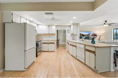 10361 Windsor Way, Naples, FL 34109 - Photo 7