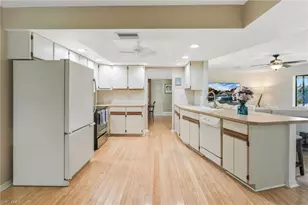 10361 Windsor Way, Naples, FL 34109 - Photo 7