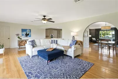 10361 Windsor Way, Naples, FL 34109 - Photo 15