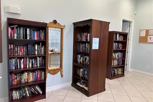 4650 St Croix Ln, Naples, FL 34109 - Photo 27