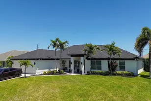 19 NW 13th Pl, Cape Coral, FL 33993 - Photo 3