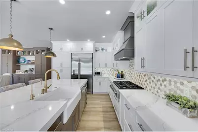 4701 Oak Leaf Dr, Naples, FL 34119 - Photo 9