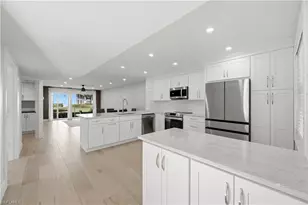 1330 Derbyshire Ct, Naples, FL 34116 - Photo 5