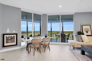 1001 Arbor Lake Dr, Naples, FL 34110 - Photo 9