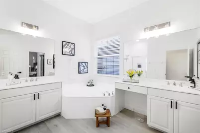 16188 Parque Ln, Naples, FL 34110 - Photo 19