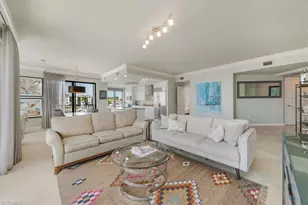 1490 5th Ave S, Naples, FL 34102 - Photo 7