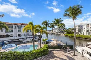 1490 5th Ave S, Naples, FL 34102 - Photo 3