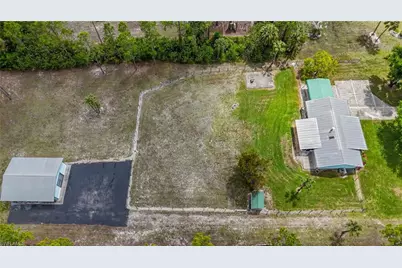 2210 19th St SW, Naples, FL 34117 - Photo 31