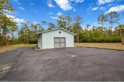 2210 19th St SW, Naples, FL 34117 - Photo 23