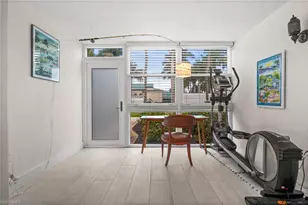 1021 3rd St S, Naples, FL 34102 - Photo 23