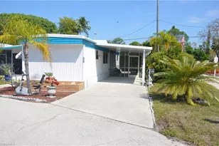 55 Moorhead Manor, Naples, FL 34112 - Photo 3