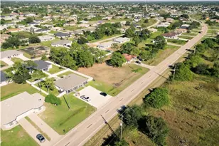 4528 Leonard Blvd S, Lehigh Acres, FL 33973 - Photo 3