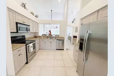 2037 W Crown Pointe Blvd, Naples, FL 34112 - Photo 15