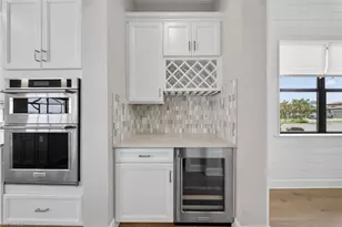 20060 Hartford Blvd, Estero, FL 33928 - Photo 15