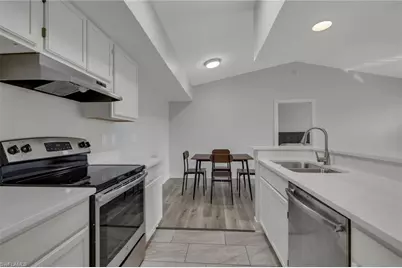 4625 Saint Croix Ln #1136, Naples, FL 34109 - Photo 9