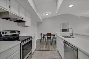 4625 St Croix Ln, Naples, FL 34109 - Photo 9