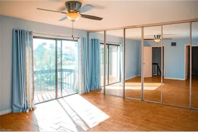 148 Lake Point Ln, Naples, FL 34112 - Photo 13