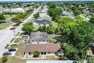 421/423 SE 24th Ave, Cape Coral, FL 33990 - Photo 29