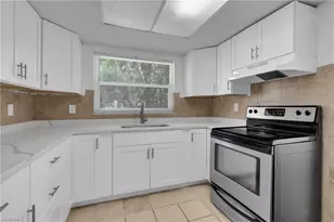 421/423 SE 24th Ave, Cape Coral, FL 33990 - Photo 17