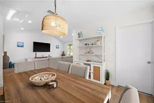 738 95th Ave N, Naples, FL 34108 - Photo 7