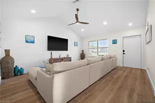 738 95th Ave N, Naples, FL 34108 - Photo 3