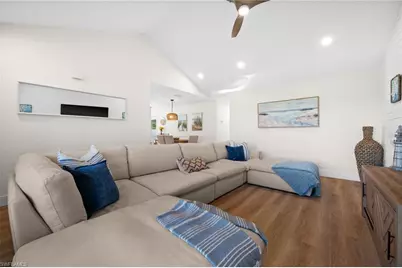 738 95th Ave N, Naples, FL 34108 - Photo 13