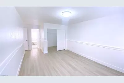 718 Reef Point Cir, Naples, FL 34108 - Photo 7