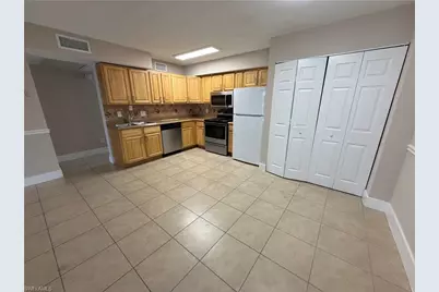 5305 Summerlin Rd #502, Fort Myers, FL 33919 - Photo 3