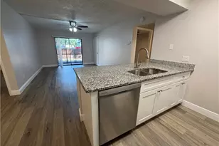 5307 Summerlin Rd, Fort Myers, FL 33919 - Photo 7