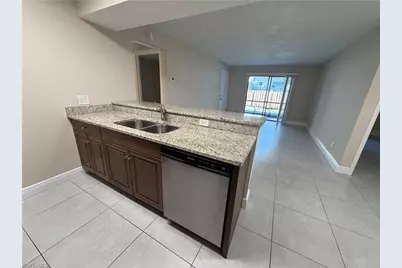 5307 Summerlin Rd #707, Fort Myers, FL 33919 - Photo 7