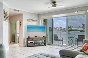 4530 Gulf Shore Blvd N, Naples, FL 34103 - Photo 5