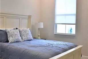 9175 Cayman Dr, Naples, FL 34114 - Photo 15