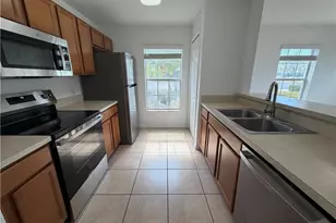 9101 Gervais Cir, Naples, FL 34120 - Photo 5