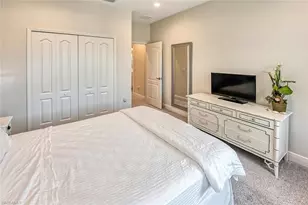 6954 Avalon Cir, Naples, FL 34112 - Photo 17