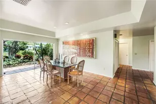 330 Bald Eagle Dr, Naples, FL 34105 - Photo 9