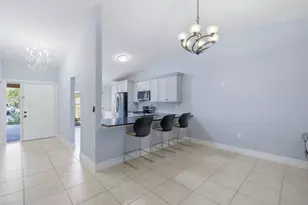 6441 Royal Woods Dr, Fort Myers, FL 33908 - Photo 7