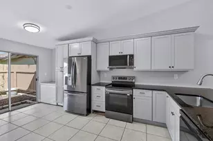 6441 Royal Woods Dr, Fort Myers, FL 33908 - Photo 3