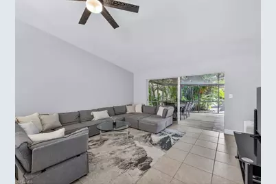 6441 Royal Woods Dr, Fort Myers, FL 33908 - Photo 9