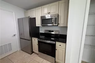 14880 Pleasant Bay Ln, Naples, FL 34119 - Photo 9