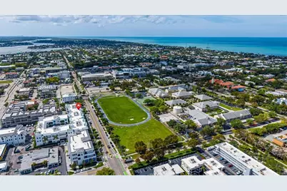 201 8th St S #104, Naples, FL 34102 - Photo 33