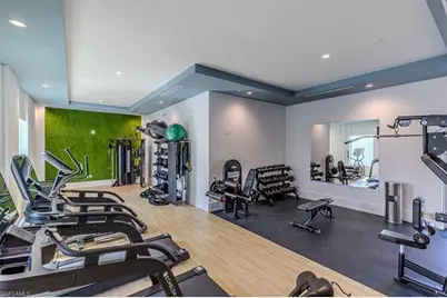 201 8th St S #104, Naples, FL 34102 - Photo 29