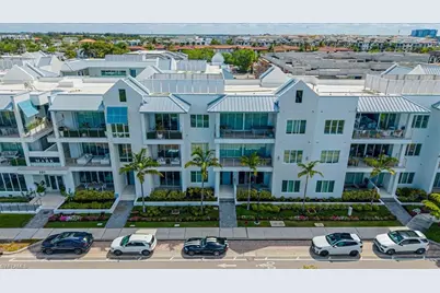 201 8th St S #104, Naples, FL 34102 - Photo 1